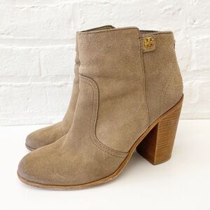 Tory Burch ||‎ Leena Suede Boots Ankle Booties Tan Beige Brown 10